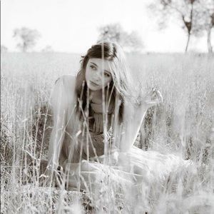 Meet your Posher, Maya